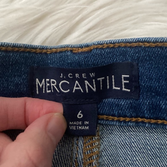 {J. Crew Mercantile} Floral Embroidered Denim Skirt - Women's 6 - Picture 6 of 9